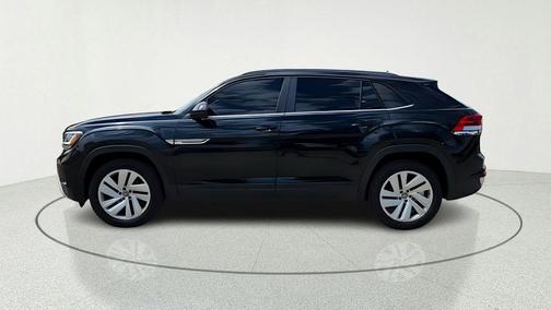 Deep Black Pearl Effect 2021 Volkswagen Atlas Cross Sport 2.0T SE w/Technology