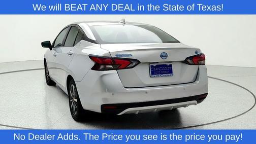 Brilliant Silver Metallic 2024 Nissan Versa 1.6 SV