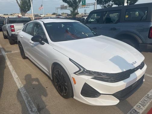 2024 Kia K5 GT-Line
