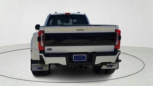 2025 Ford F-350 Platinum