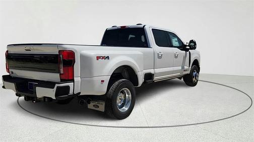 2025 Ford F-350 Platinum