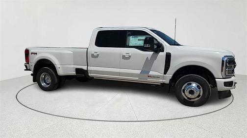 2025 Ford F-350 Platinum