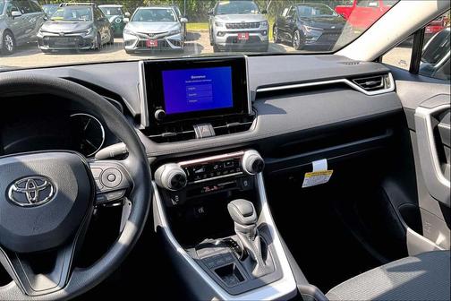 2025 Toyota RAV4 LE