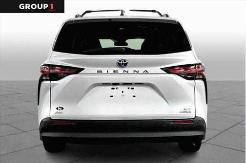 2022 Toyota Sienna XLE 7 Passenger