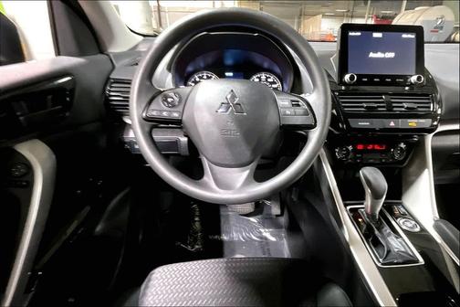 2024 Mitsubishi Eclipse Cross LE