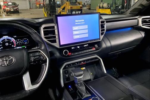 2023 Toyota Tundra Hybrid Platinum