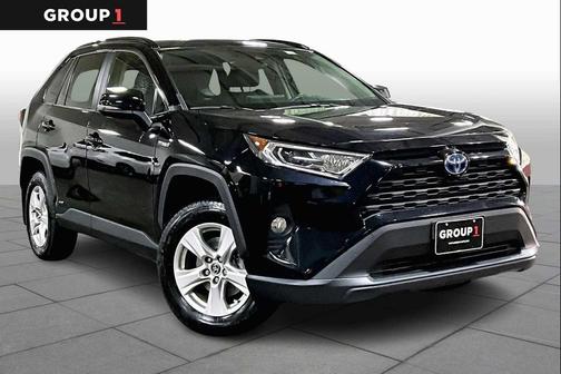 2021 Toyota RAV4 Hybrid XLE