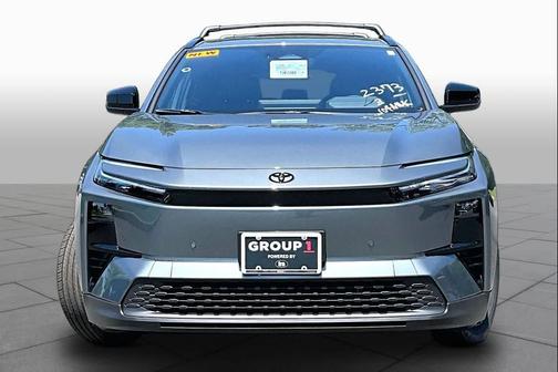 Overcast 2026 Toyota C-HR SE