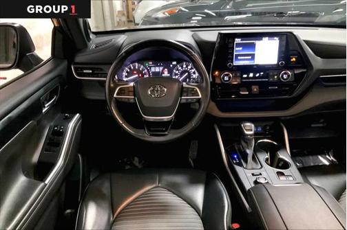 2022 Toyota Highlander XSE