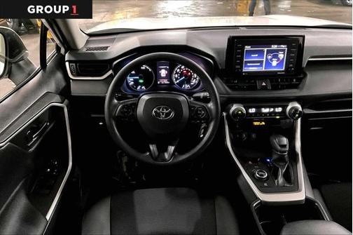 2022 Toyota RAV4 Hybrid LE