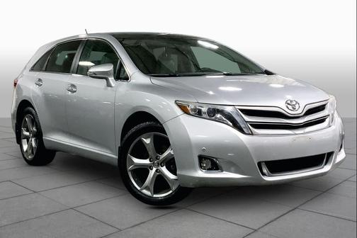 Classic Silver Metallic 2014 Toyota Venza Limited