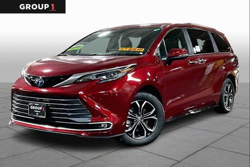 2025 Toyota Sienna Platinum