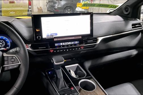 2025 Toyota Sienna Platinum