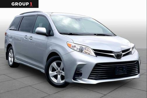 Celestial Silver Metallic 2020 Toyota Sienna LE