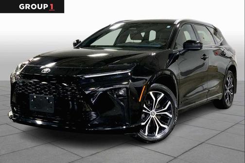 2025 Toyota Crown Signia XLE