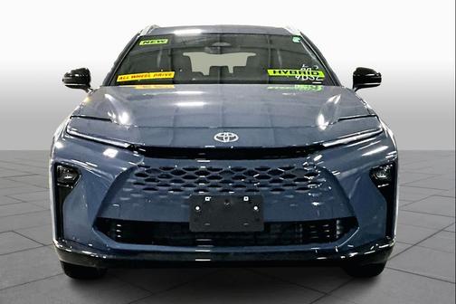 2025 Toyota Crown Signia XLE