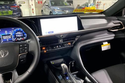 2025 Toyota Crown Signia XLE