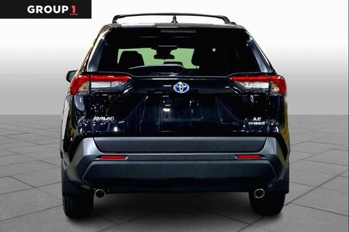 2021 Toyota RAV4 Hybrid LE