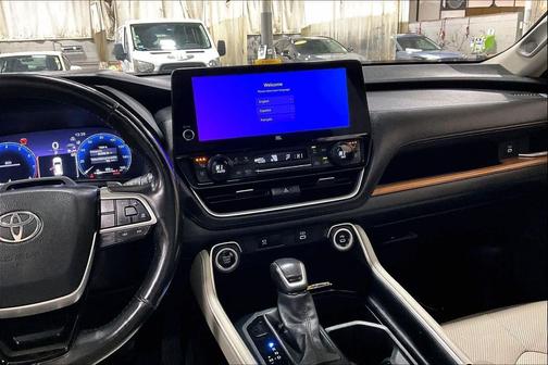 2024 Toyota Grand Highlander Platinum