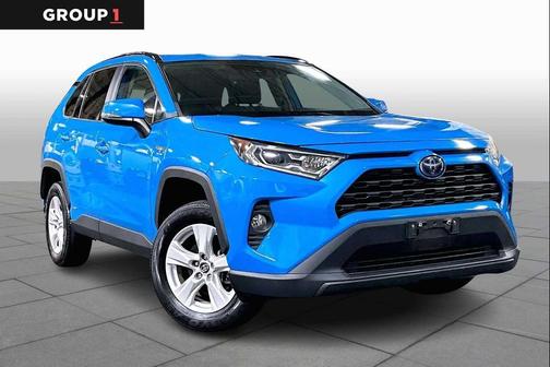 2021 Toyota RAV4 Hybrid XLE