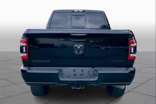 2019 RAM 2500 Laramie Crew Cab 4x4 6'4' Box