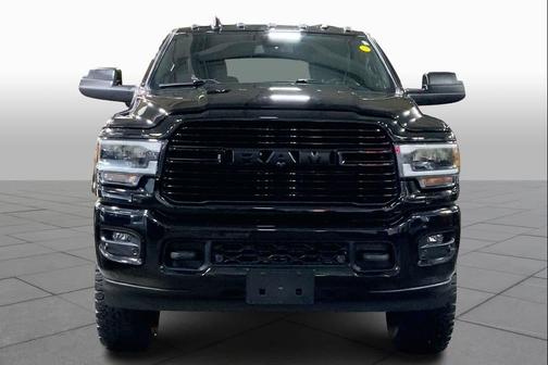 2019 RAM 2500 Laramie Crew Cab 4x4 6'4' Box