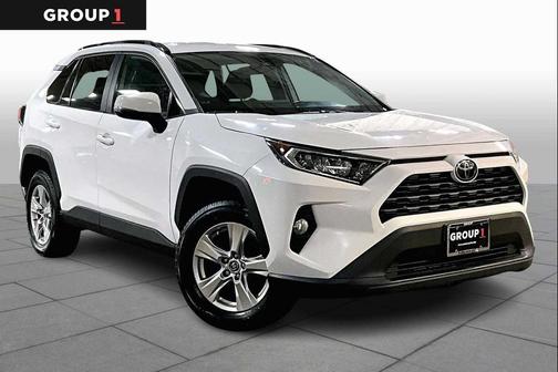 2020 Toyota RAV4 XLE