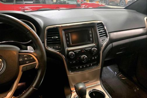 2017 Jeep Grand Cherokee Laredo
