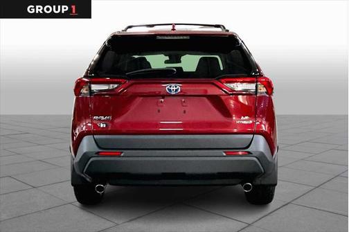 2022 Toyota RAV4 Hybrid LE