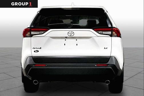Ice Cap 2023 Toyota RAV4 LE