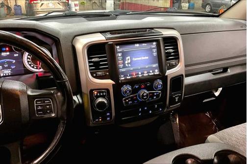 2019 RAM 1500 Classic Warlock Quad Cab 4x4 6'4' Box