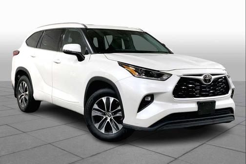 Blizzard Pearl 2021 Toyota Highlander XLE