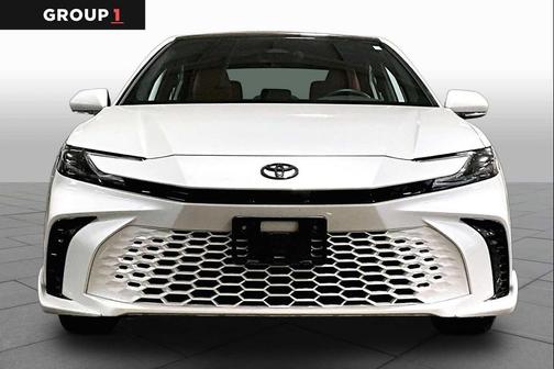 Wind Chill Pearl 2025 Toyota Camry XSE