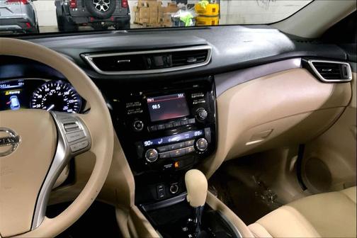 2015 Nissan Rogue SV