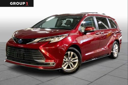 2022 Toyota Sienna Limited