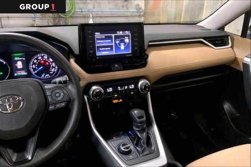 2022 Toyota RAV4 Hybrid XLE