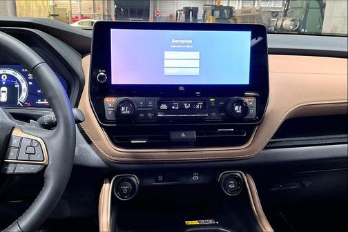 2025 Toyota Grand Highlander Hybrid Limited MAX