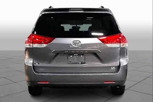 2012 Toyota Sienna LE