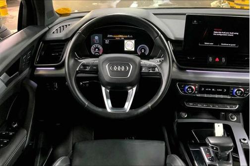 2022 Audi Q5 45 S line Prestige