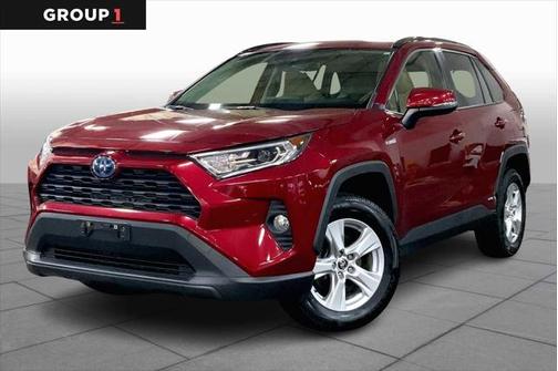 2020 Toyota RAV4 Hybrid XLE