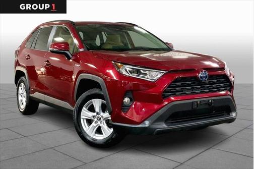 2020 Toyota RAV4 Hybrid XLE