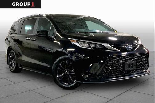 Midnight Black Metallic 2024 Toyota Sienna XSE 7 Passenger