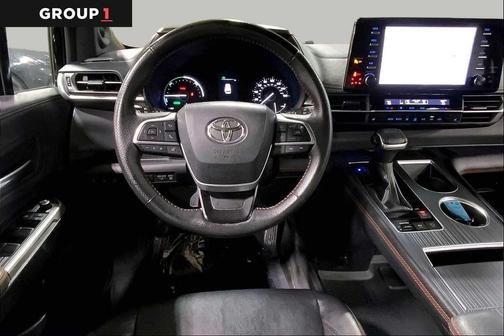 Midnight Black Metallic 2024 Toyota Sienna XSE 7 Passenger