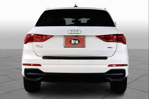 2024 Audi Q3 Premium 45 TFSI S line quattro Tiptronic