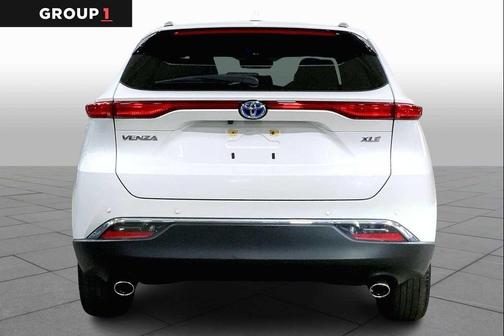 Wind Chill Pearl 2023 Toyota Venza XLE