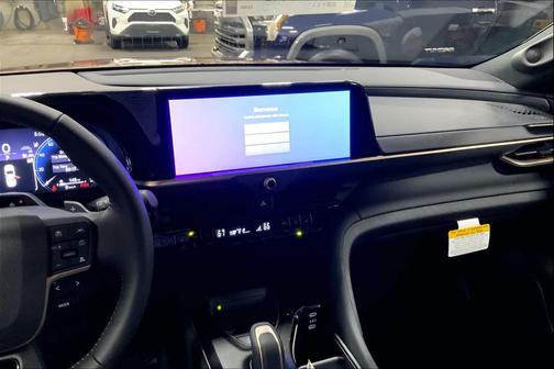 2025 Toyota Crown Signia Limited