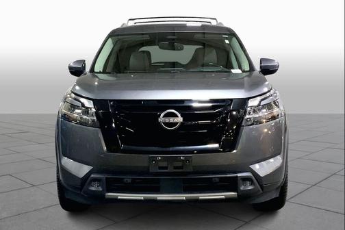 2022 Nissan Pathfinder Platinum 4WD