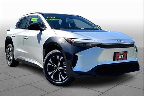 2025 Toyota bZ4X XLE