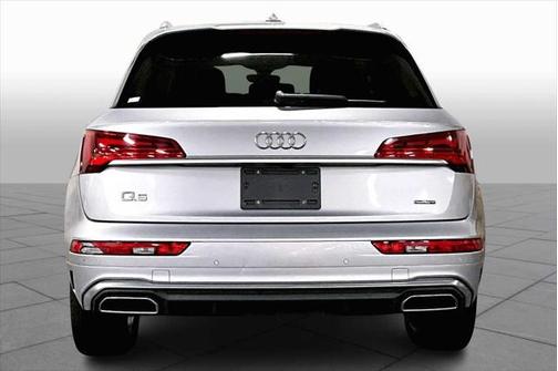 2022 Audi Q5 45 S line Premium Plus