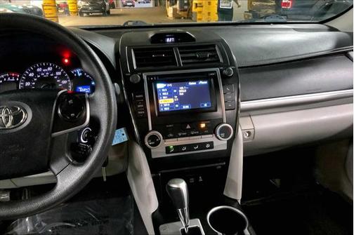 2013 Toyota Camry LE